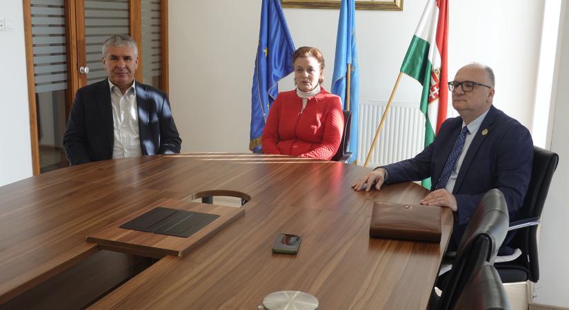 Mentő Nádudvaron: egész évben, napi 24 órában