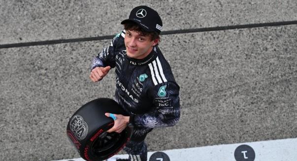 Biztonság, fejlődés, jóslatok: szerdai F1-es hírek