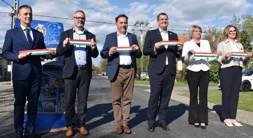 Itt a kicsit is megbecsülik! Átadták a rekordgyorsasággal elkészült fejlesztést Árokszálláson – galériával