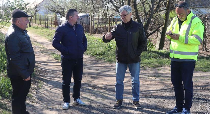 Folytatódik a kerékpárút-építés Nyárlőrinc és Kecskemét között  fotók