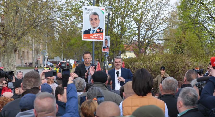 „Nem miattad jöttünk ide!" – a helyieknek is sok volt a Tisza-szimpatizáns képviselő provokációja a böszörményi fórumon