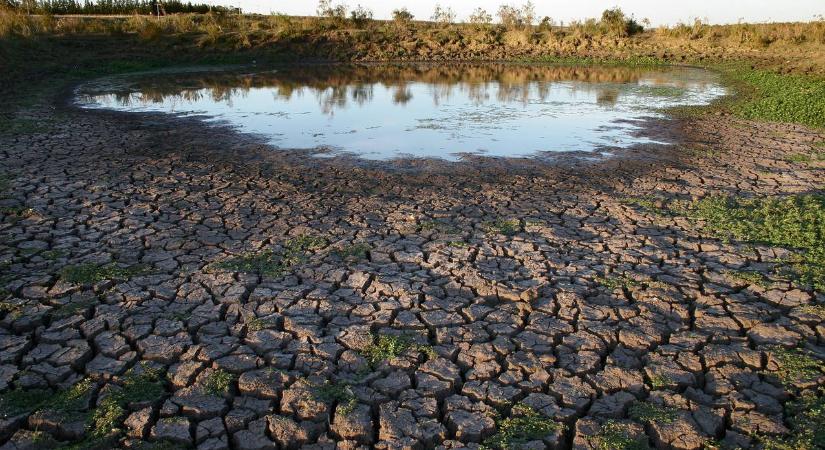 Csak tízévente látható a titokzatos tó: több szempontból is különleges