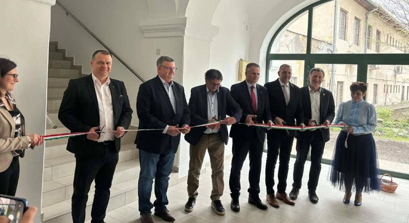 A vármegye egyik legszebb épületévé nőtte ki magát a megújult városháza