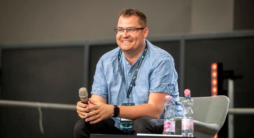 Kioktatta a fiatalokat a Miniszterelnöki Irodát vezető államtitkár, Wáberer Györgyben mélységesen csalódott