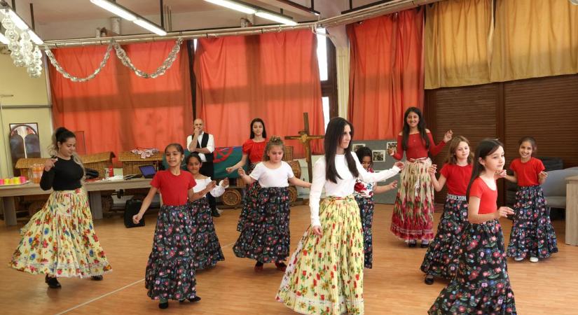 Nemzetközi roma napot ünnepeltek Kaposváron