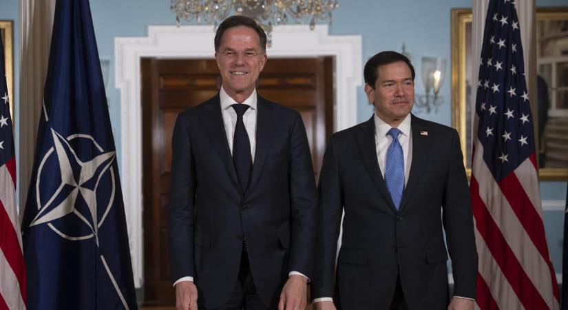 Trump szerint megbukott a NATO a katonai együttműködés próbáján
