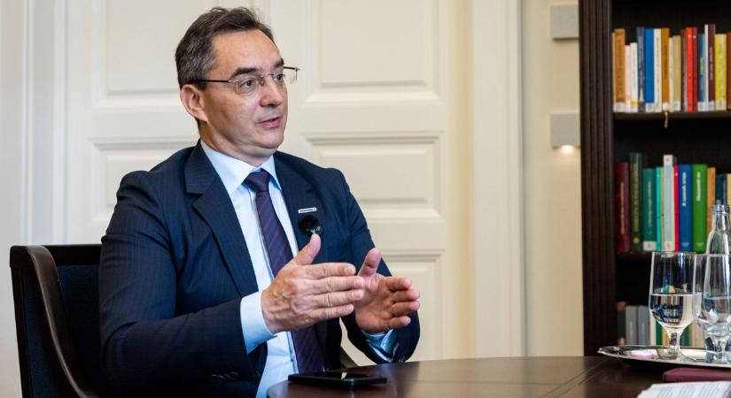 Konkrét tervek a Fidesznél, vagy a semmi a Tiszánál – Papp László szerint ezek közül kell választani