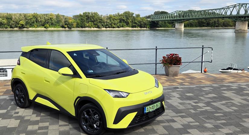 Brutális mennyiségű villanyautót adtak el Magyarországon márciusban