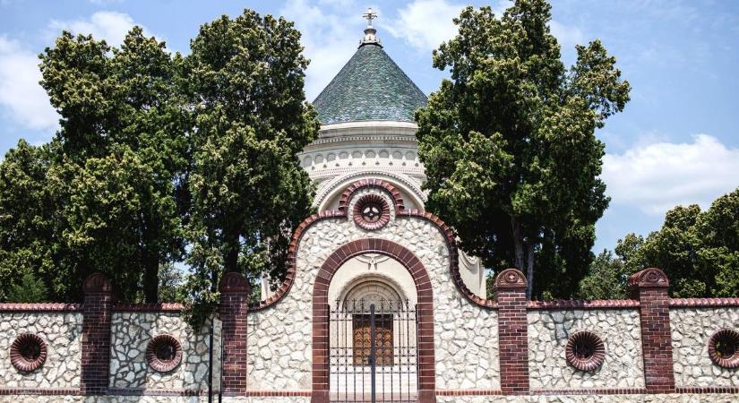 Megismerhetjük a Zsolnay Mauzóleum titkait is