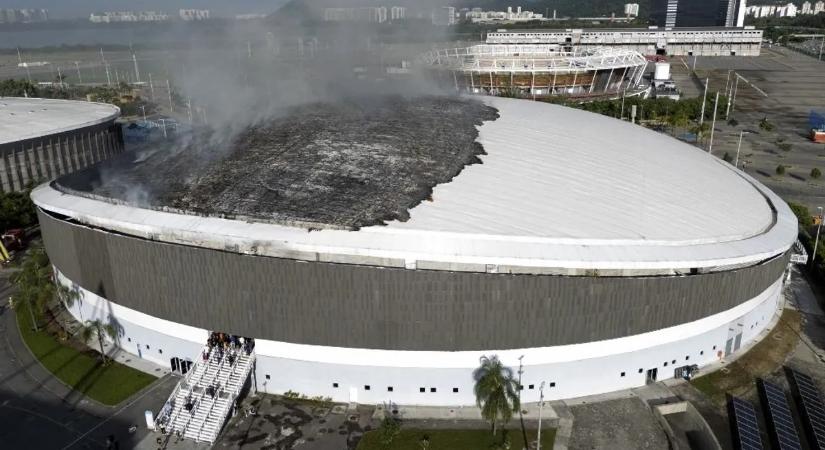 Hatalmas tűz ütött ki a legendás olimpiai stadionban – videó