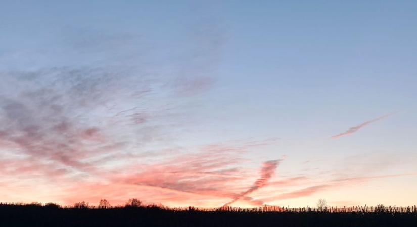 Hihetetlen tisztaságú levegő: a Kékes is látható volt 125 kilométerről