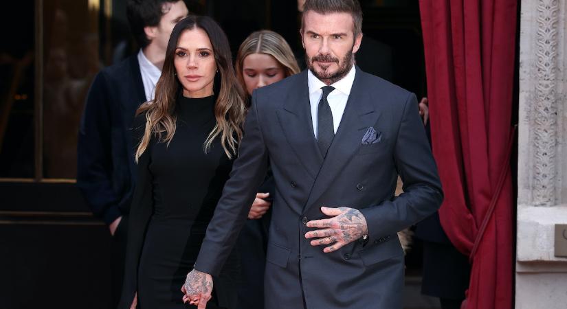 David és Victoria Beckham bármit megtennének, hogy kibéküljenek Brooklynnal: most kiderült, mit ajánlottak neki