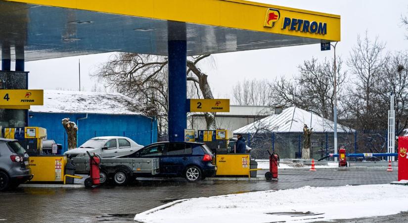 Váratlan bejelentés: újraindult a legnagyobb olajfinomító Magyarország szomszédjában, húszmillióan lélegeztek fel – de nincs vége az üzemanyagválságnak