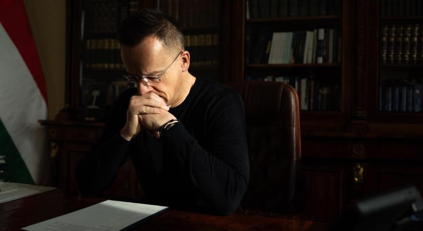 Washington Post: Szijjártó Péter hírszerzési együttműködést ajánlott Iránnak, miközben Izrael szövetségeseként lép fel