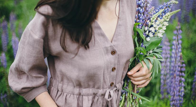Jön a lenvászon szezonja: így mosd, szárítsd és tárold, hogy hosszan viselhesd