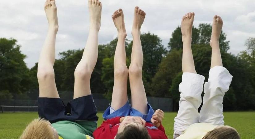 Sokkoló kutatás: mérgező anyag lehet a gyerekruhákban