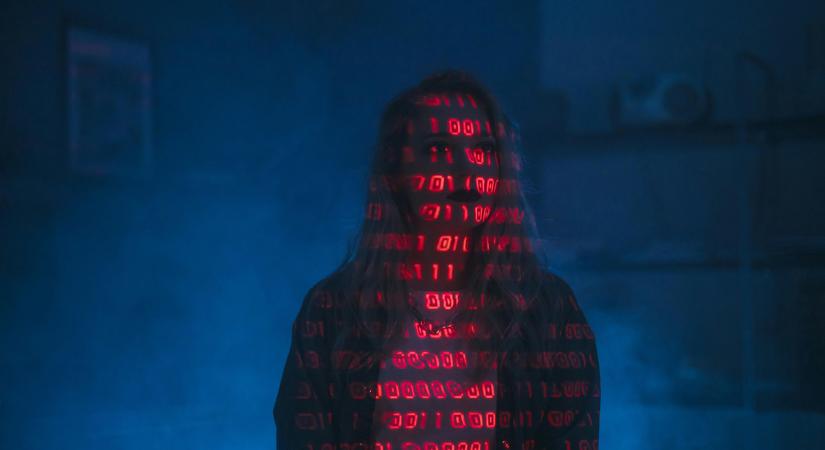 A híres gyerekszínész bevallotta, a közösségi média majdnem tönkretette az életét