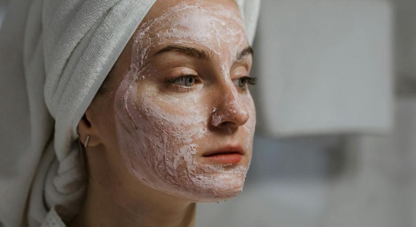 Ez a 6 összetevő adja a minimalista bőrápolás alapját