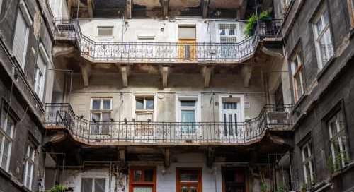 EM: közel 1100 társasházban válhat energiatakarékosabbá a távfűtés