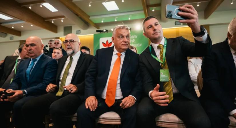 Politológus: A Fidesznek nem a szavazatgyűjtés a célja Erdélyben, hanem a függési viszony megerősítése