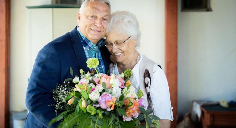 Orbán Viktor édesanyja szerint a miniszterelnöknek nincsenek rossz tulajdonságai, mert „kinevelték belőle”