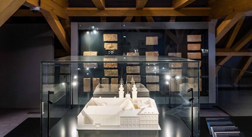 Titkok a templompadláson – 400 év történelme kel életre a győri bencéseknél