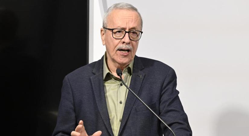 Milliós tömeg indulhat meg: Bakondi György drámai figyelmeztetést adott ki az új migrációs hullámról