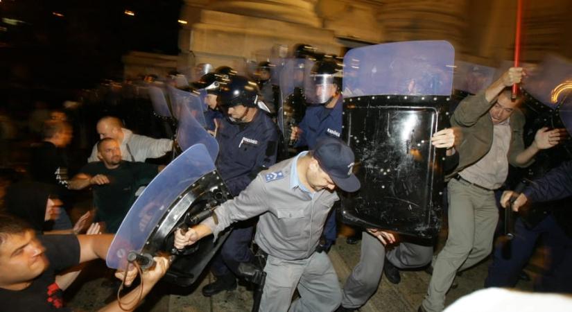 Rendőrszakszervezet: Nem biztos, hogy a rendőrség ma képes lenne kezelni olyasmit, mint 2006