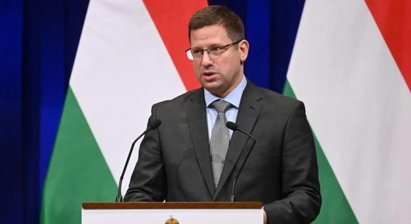 „Elfogadhatatlan” – így reagált Gulyás Gergely a brüsszeli felszólításra