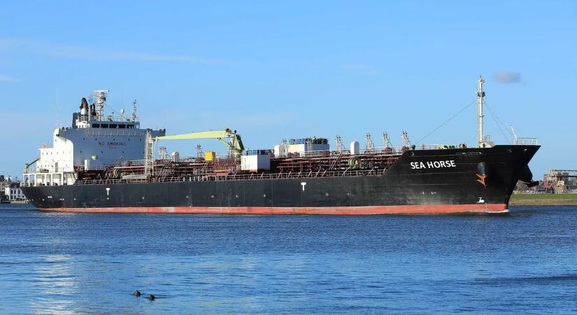 Olajat akarnak, azonnal Amerika partjai felé vették az irány a tankerek – Magyarországnak félretették az ázsiai adag majdnem kétszeresét