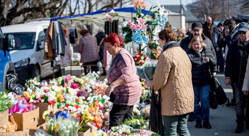Színesebbé teszik a tavaszt Göncön