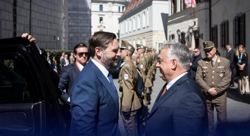 Ismét előhúzták az amerikai pénzügyi pajzs ügyét, amit Trump egyszer már tagadott