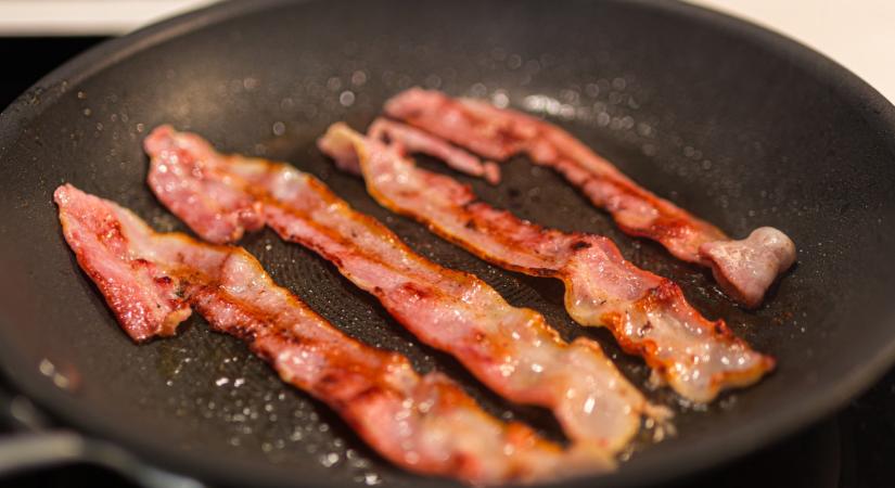 Vége lehet a vegán baconnek? Kemény döntést hoztak Brüsszelben az élelmiszerekről