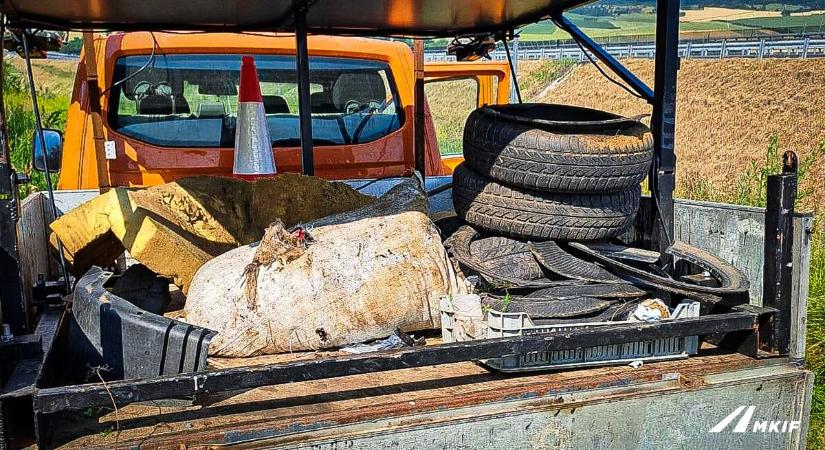 Döbbenetes számok: ennyi szemetet hagynak maguk után az autósok a gyorsforgalmi utakon