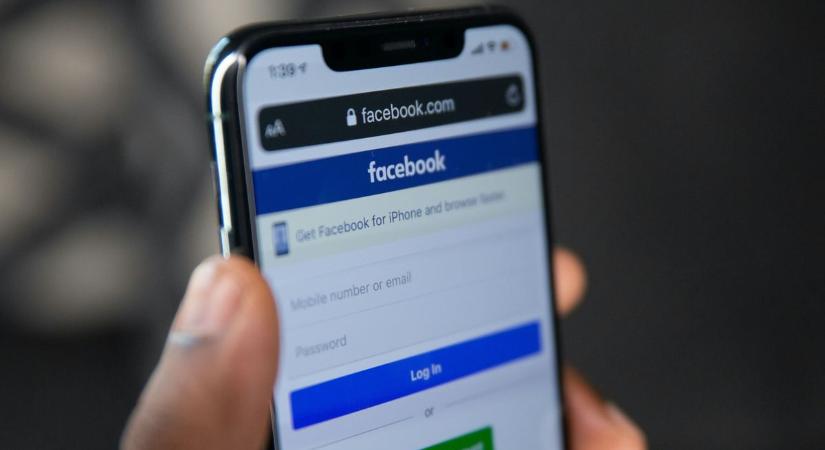 Lehullt a lepel: brutális árnyékcenzúrával hallgattatja el a Facebook a jobboldali szavazókat!