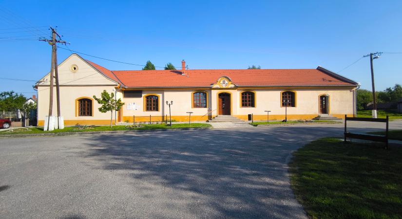 Művelődési ház energetikai felújítása és zöldterület fejlesztés Ordason, projektzárás