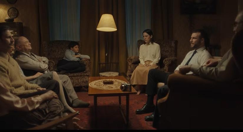 Eladó az Itt érzem magam otthon című film hírhedt lakása