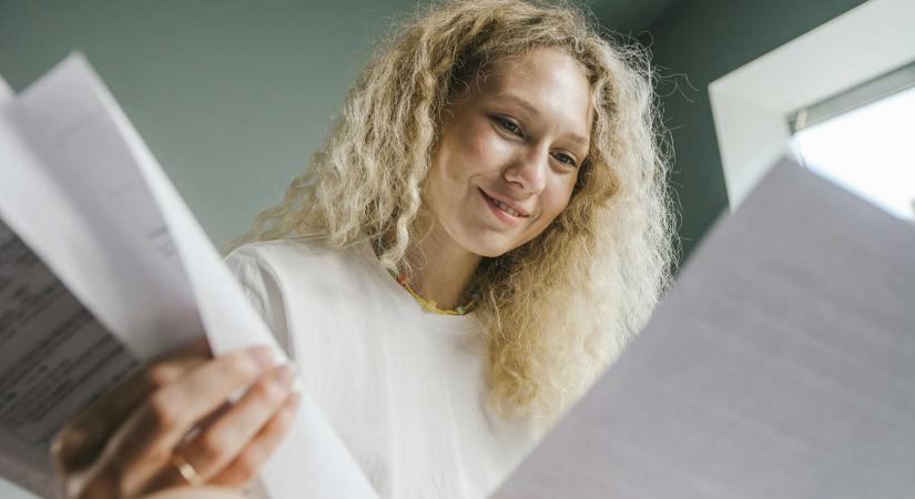 Közzétették a próbaérettségi végleges eredményeit: románból javítottak a legnagyobbat a diákok