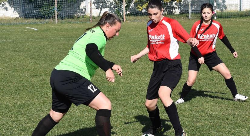 Gólgazdag mérkőzésekkel rajtolt a női keresztpályás bajnokság tavaszi szezonja