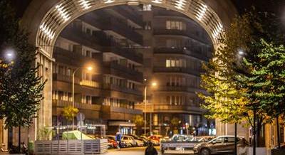 Megszűnhet a Madách téri boltív világítása