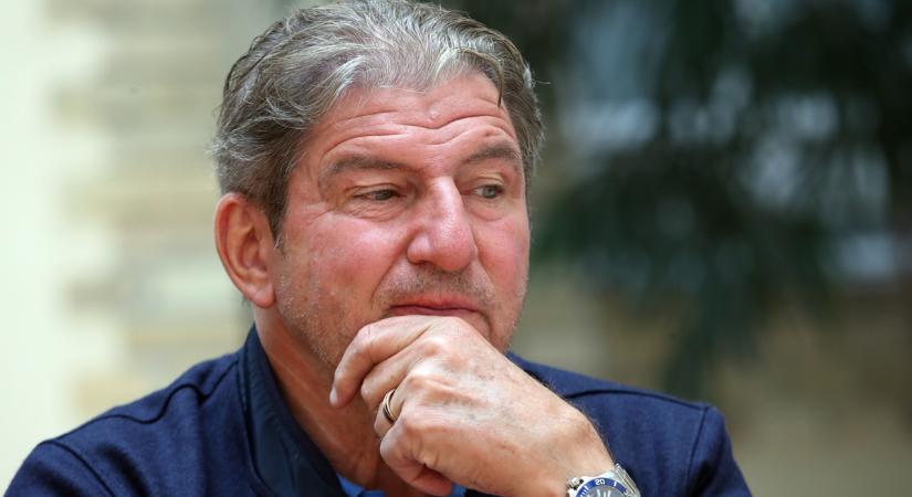 „Azóta is sajnálom” – elvették a gólkirályi címet a születésnapos Esterházy Mártontól