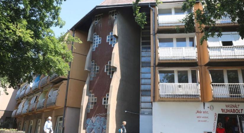 Elképesztő felvételek: sokkoló állapotok uralkodnak a pécsi Lánc utcai szellemházban (VIDEÓ)