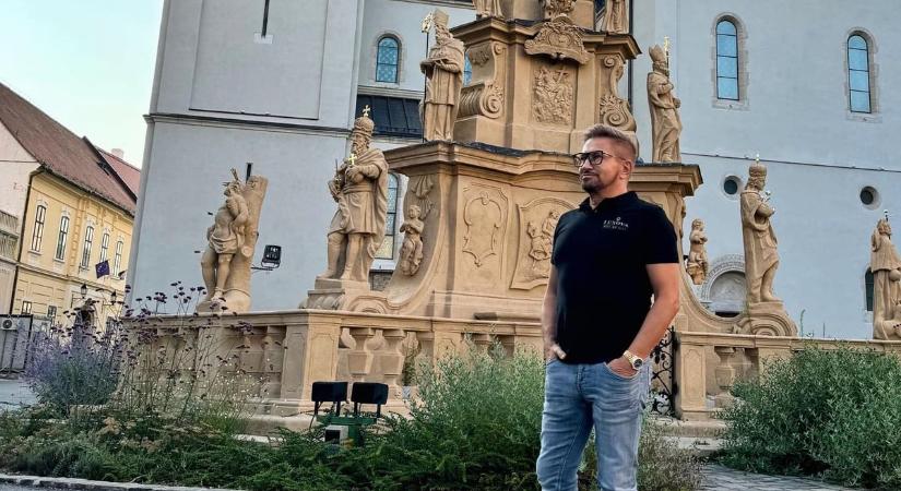 "Nem látom, az emberek hogy néznek ki" - veszprémi vak páron segített Jákob Zoli