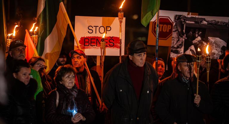 Komoly változás jöhet a magyarságot szembeköpő törvényben