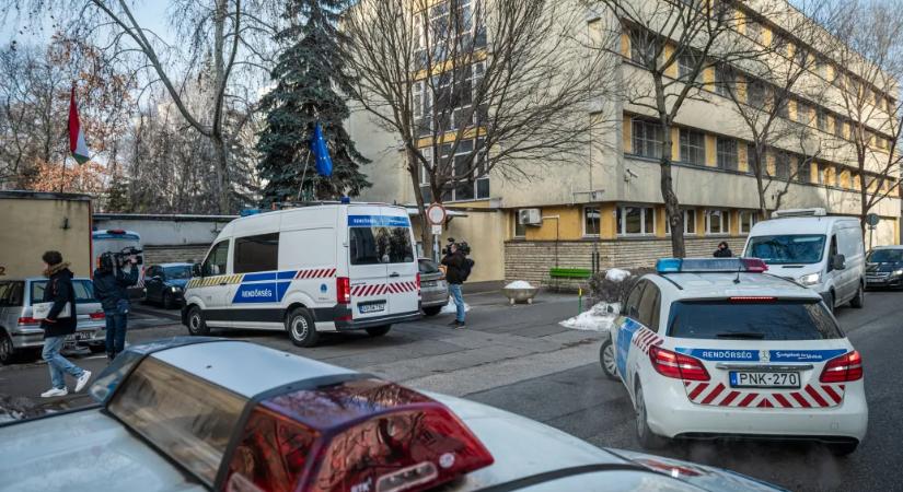 Loptak a Szőlő utcai javítóintézet kiürítése közben, fekete zsákból kerültek elő a holmik