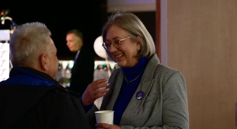 Leleplezés: botrányos háttérrel indítja egyik budapesti jelöltjét Magyar Péter