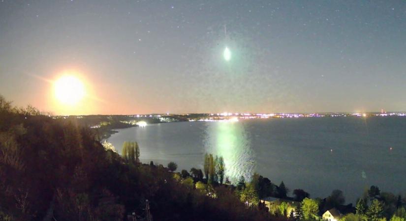 Több helyen is megfigyelhető volt, amint Magyarország felett átszelte az eget egy zöld tűzgömb