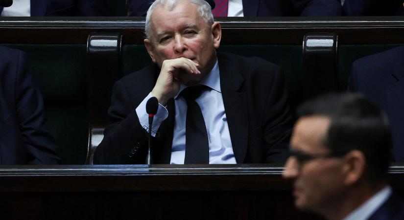 Szörnyen aggódik Orbán Viktor miatt a lengyel szövetségese, egyesek el is fordulnak tőle