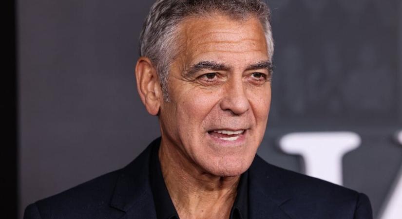 George Clooney háborús bűnösnek nevezte Trumpot, aki szerint Clooney színészi játéka a háborús bűn