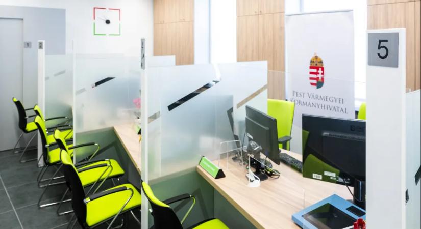 Szinte valamennyi kormányablak nyitva lesz a választás hétvégéjén